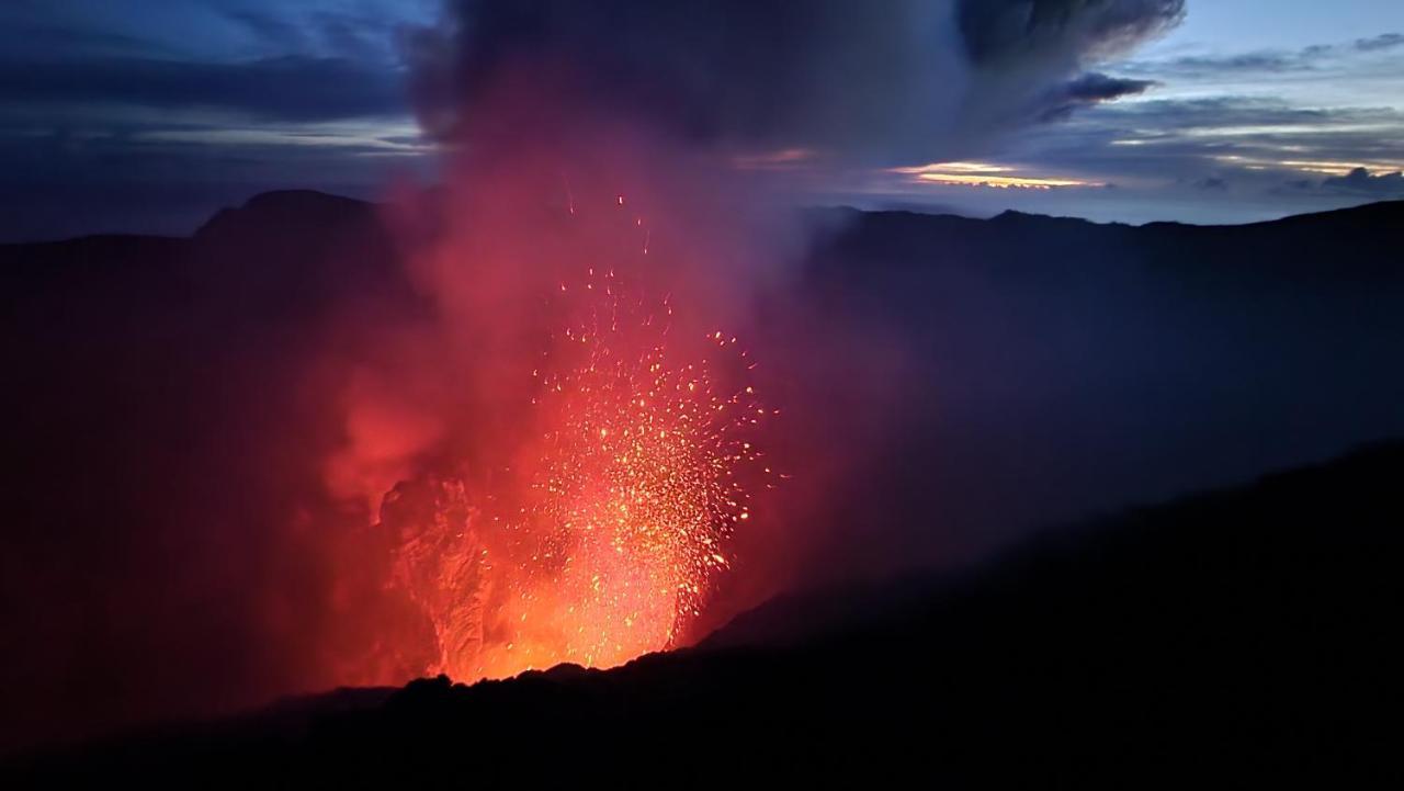 Tanna Volcano View Tree House Lenkuru Екстер'єр фото