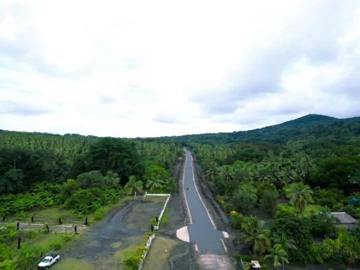 Tanna Volcano View Tree House Lenkuru Екстер'єр фото